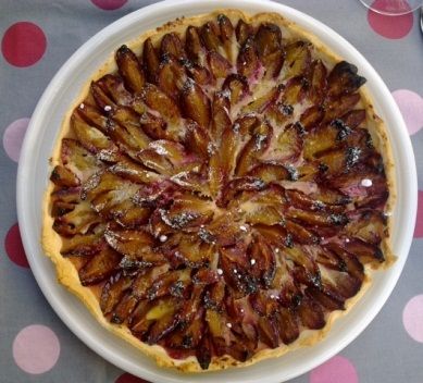 Suivez les AEG sur Facebook et Twitter!