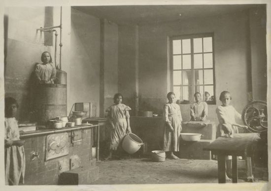 AEG, Archives privées 92.106.4