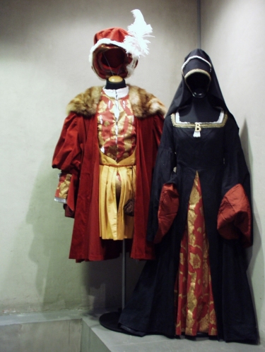 Costumes d'Henry VIII et Anne Boleyn