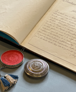 Ratification du traité de Turin entre la Sardaigne, la Confédération suisseet le Canton de Genève, du 15 juin 1816.
AEG Savoie 37